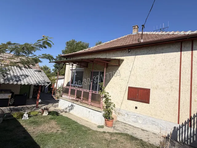 Eladó ház Pusztaottlaka 75 nm