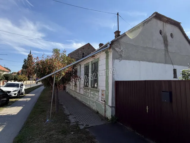 Eladó ház Elek 140 nm