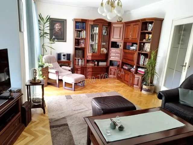 Eladó ház Budapest XVI. kerület 217 nm
