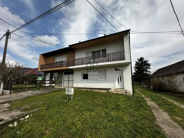 Eladó ház Kiskutas 140 nm