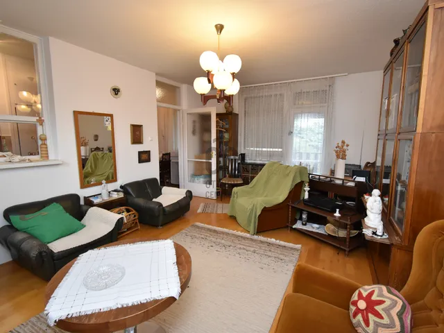 Eladó lakás Zalaegerszeg, Kertváros 91 nm