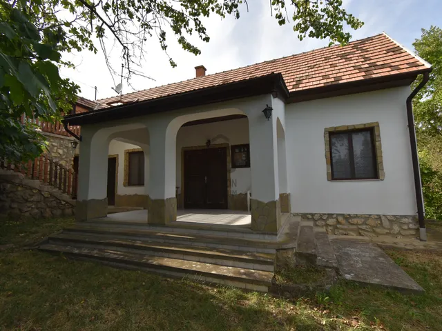 Eladó üdülő és hétvégi ház Balatonederics 122 nm