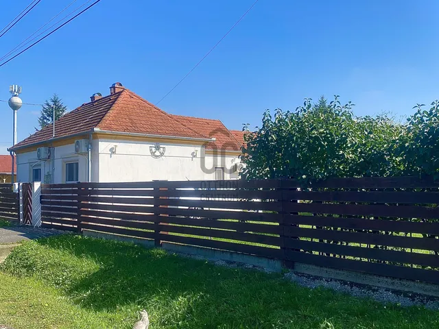 Eladó ház Szőce 75 nm