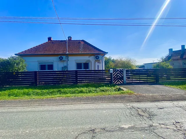 Eladó ház Szőce 75 nm