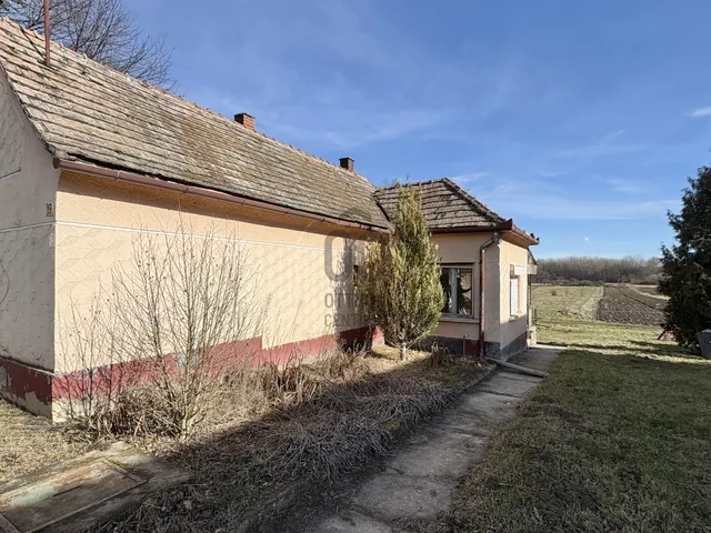 Eladó ház Esztergályhorváti 60 nm