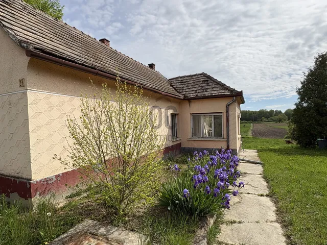 Eladó ház Esztergályhorváti 60 nm