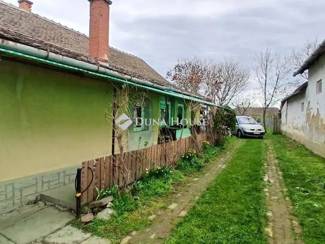 Eladó ház Csépa, Kossuth utca 79 nm