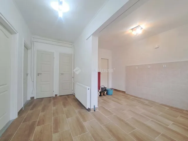 Eladó ház Öcsöd 50 nm