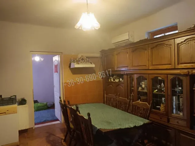 Eladó ház Kunpeszér 85 nm