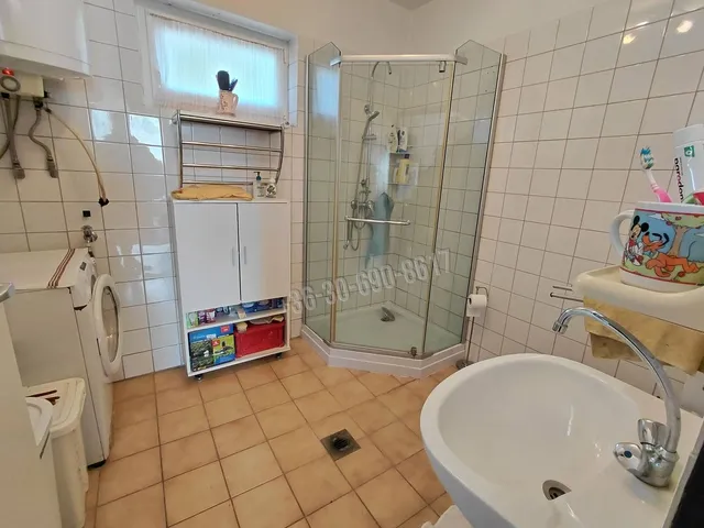 Eladó ház Kunpeszér 80 nm