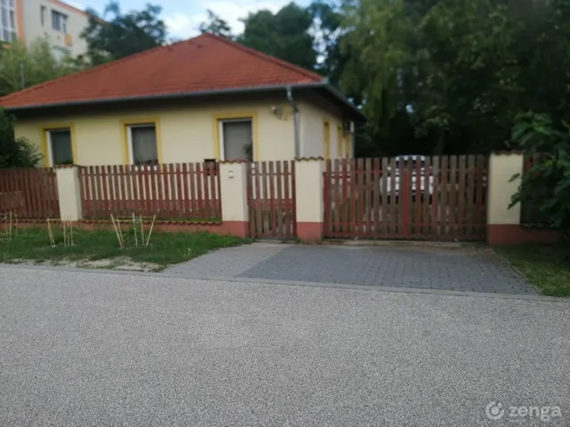 Kiadó ház Tököl 105 nm