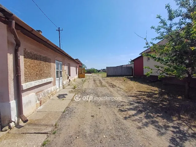 Eladó ház Nyíregyháza, Oros 60 nm
