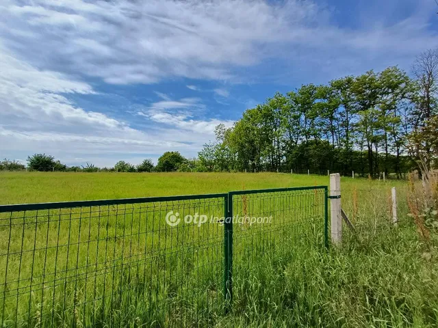 Eladó telek Nyíregyháza 2200 nm