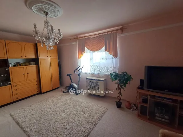 Eladó ház Magy 72 nm