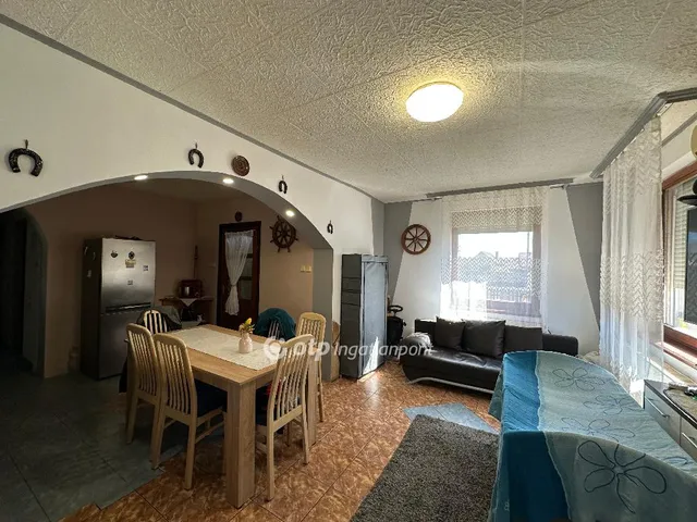 Eladó ház Újfehértó, belváros 81 nm