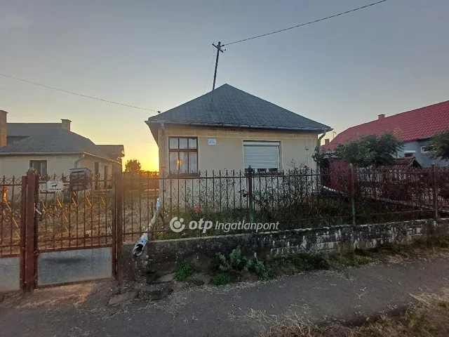 Eladó ház Érpatak 60 nm
