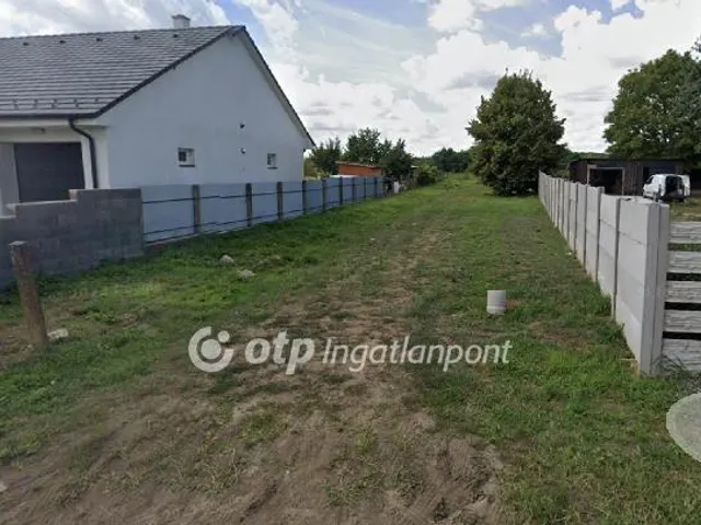Eladó telek Nyíregyháza 2670 nm