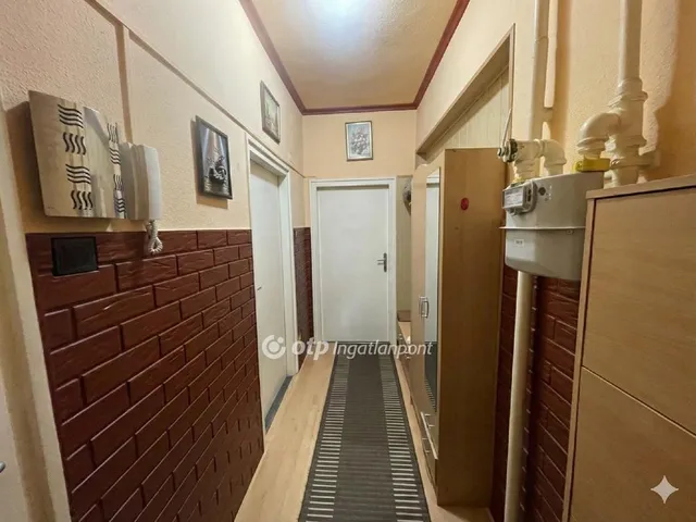 Eladó lakás Nyíregyháza, Érkert 35 nm