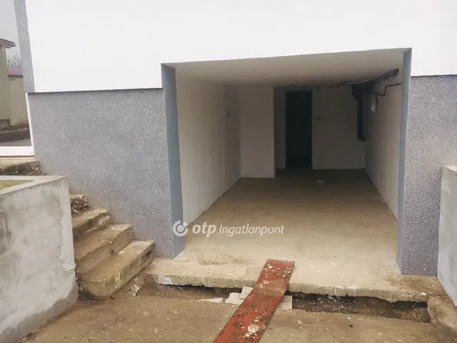 Eladó ház Nyírtelek 192 nm