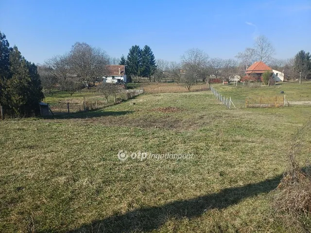 Eladó telek Nyíregyháza, Sóstóhegy 1275 nm