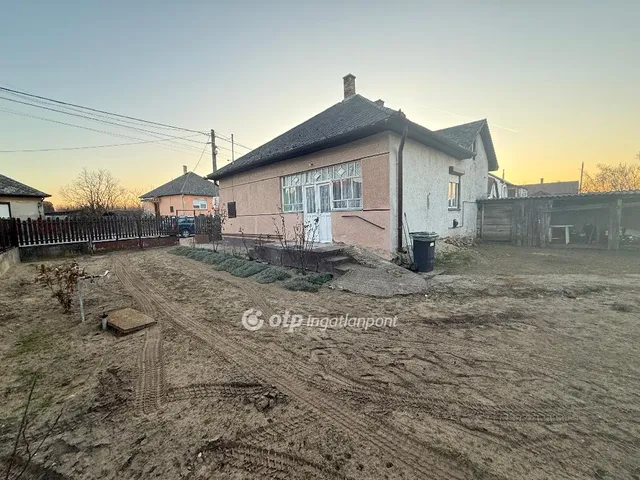 Eladó ház Újfehértó 64 nm