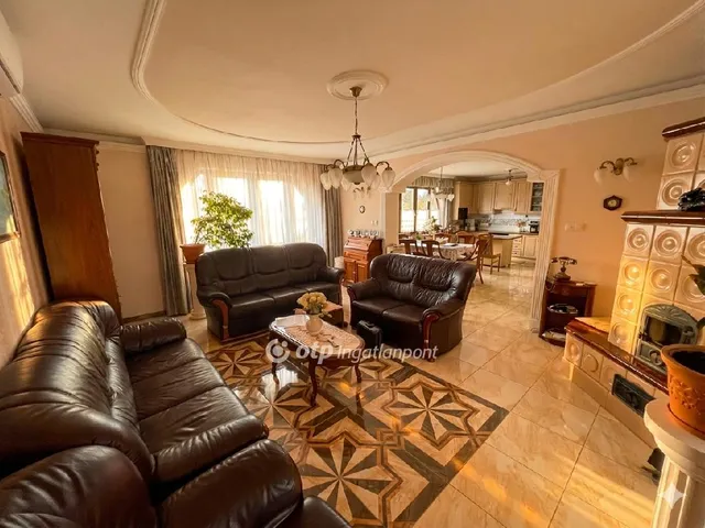 Eladó ház Nyíregyháza, Belváros 220 nm