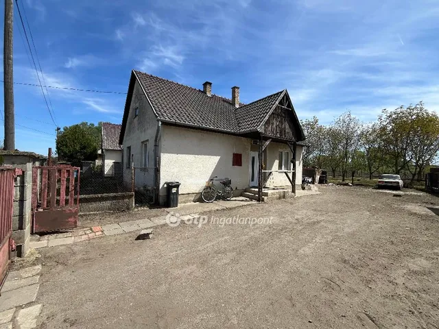 Eladó ház Demecser 80 nm