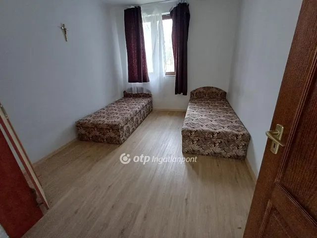 Eladó ház Nyíregyháza, Sóstóhegy 250 nm