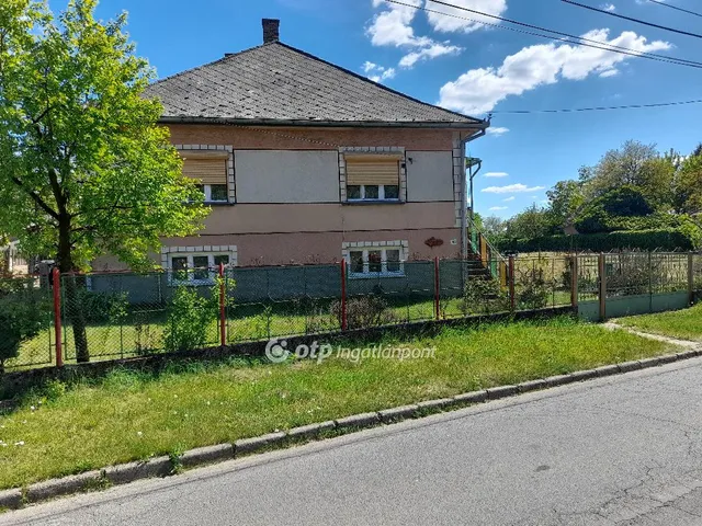 Eladó ház Cigánd 181 nm