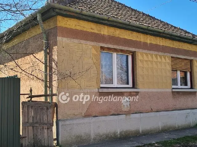 Eladó ház Szolnok 75 nm