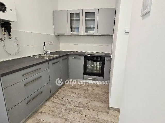 Eladó lakás Szentes 37 nm