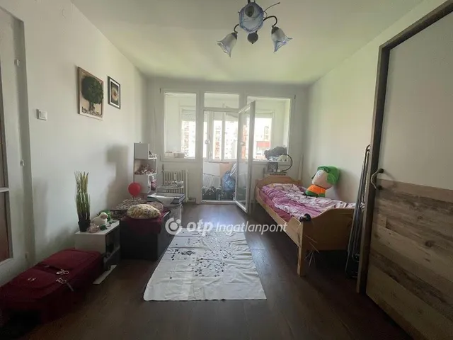 Eladó lakás Szolnok 52 nm