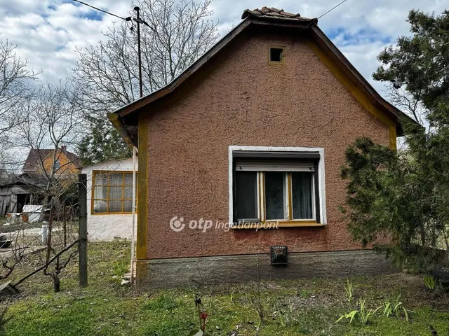 Eladó ház Debrecen, Lencztelep 40 nm