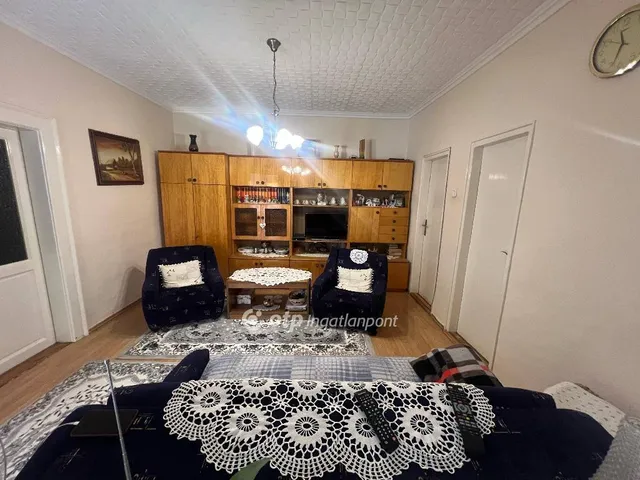Eladó ház Újszilvás 61 nm