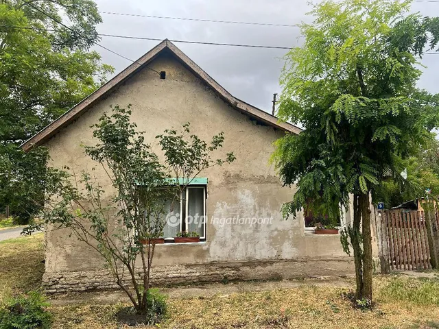 Eladó ház Cegléd 51 nm