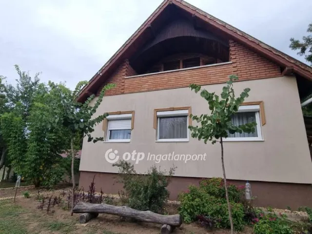 Eladó ház Albertirsa 168 nm