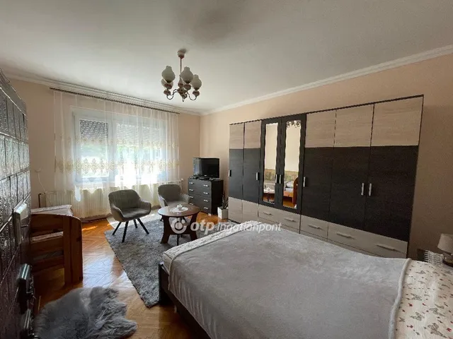 Eladó ház Csanytelek 170 nm