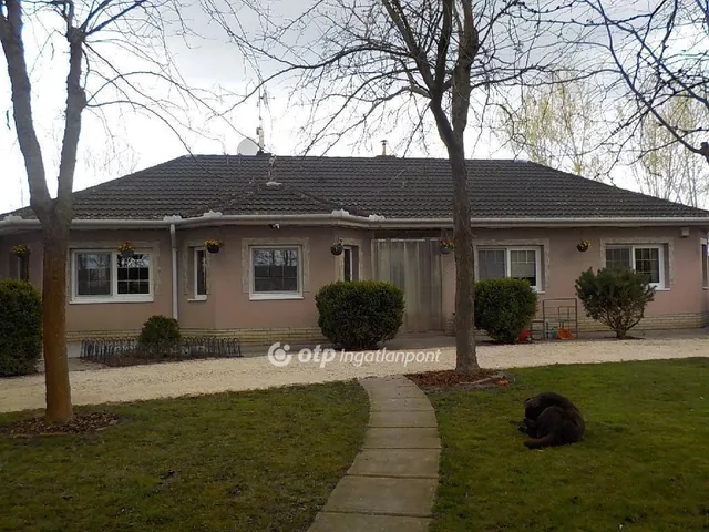 Eladó üdülő és hétvégi ház Szentes 150 nm