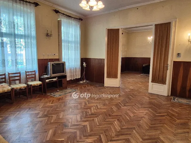 Eladó ház Szentes 180 nm