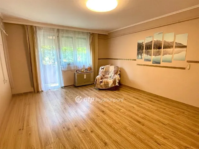 Eladó lakás Csongrád 52 nm