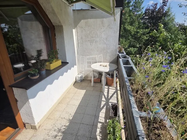 Eladó lakás Veszprém, Cholnokyváros 78 nm