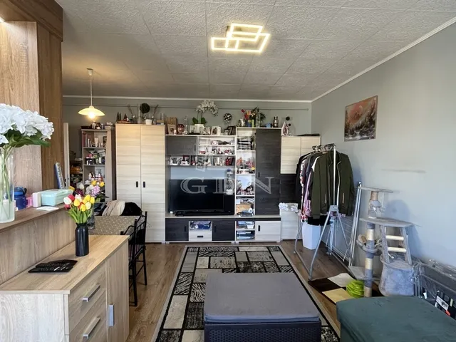 Eladó lakás Veszprém, Jutasi úti lakótelep 61 nm