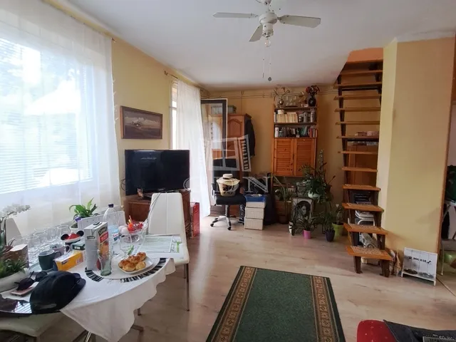 Eladó lakás Balatonfűzfő 62 nm