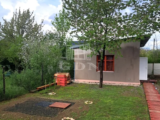Eladó telek Balatonakarattya 330 nm