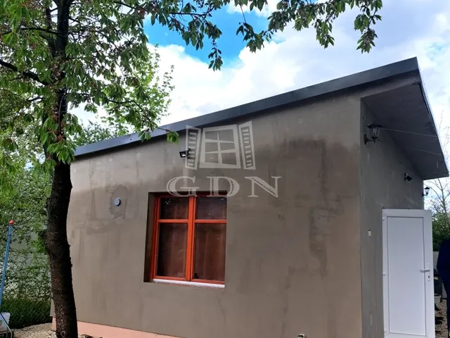 Eladó telek Balatonakarattya 330 nm