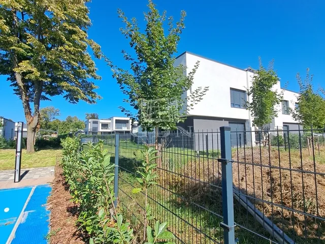 Eladó lakás Siófok, Sóstó 59 nm