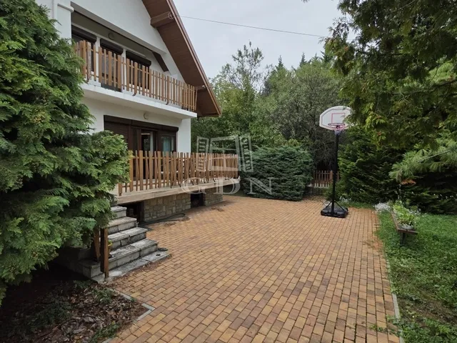 Eladó ház Balatonudvari 158 nm