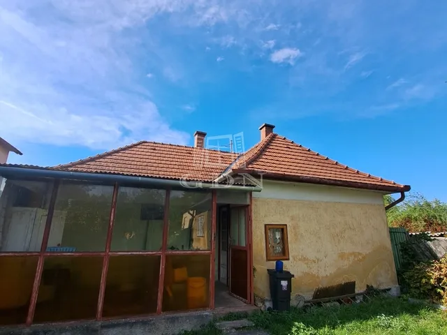 Eladó ház Balatonkenese 58 nm