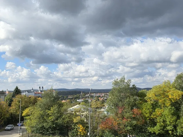 Eladó lakás Veszprém 56 nm