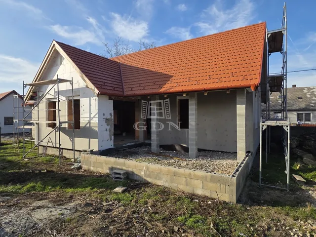 Eladó ház Nemesvámos 103 nm